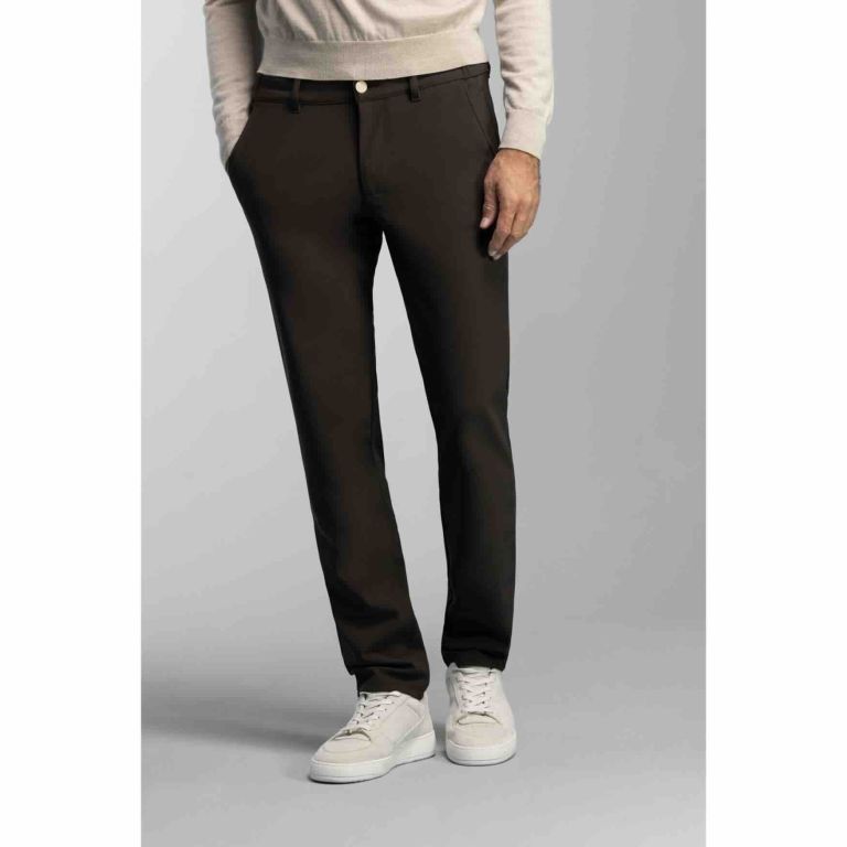 North84 Travel 8414 2016 bruin